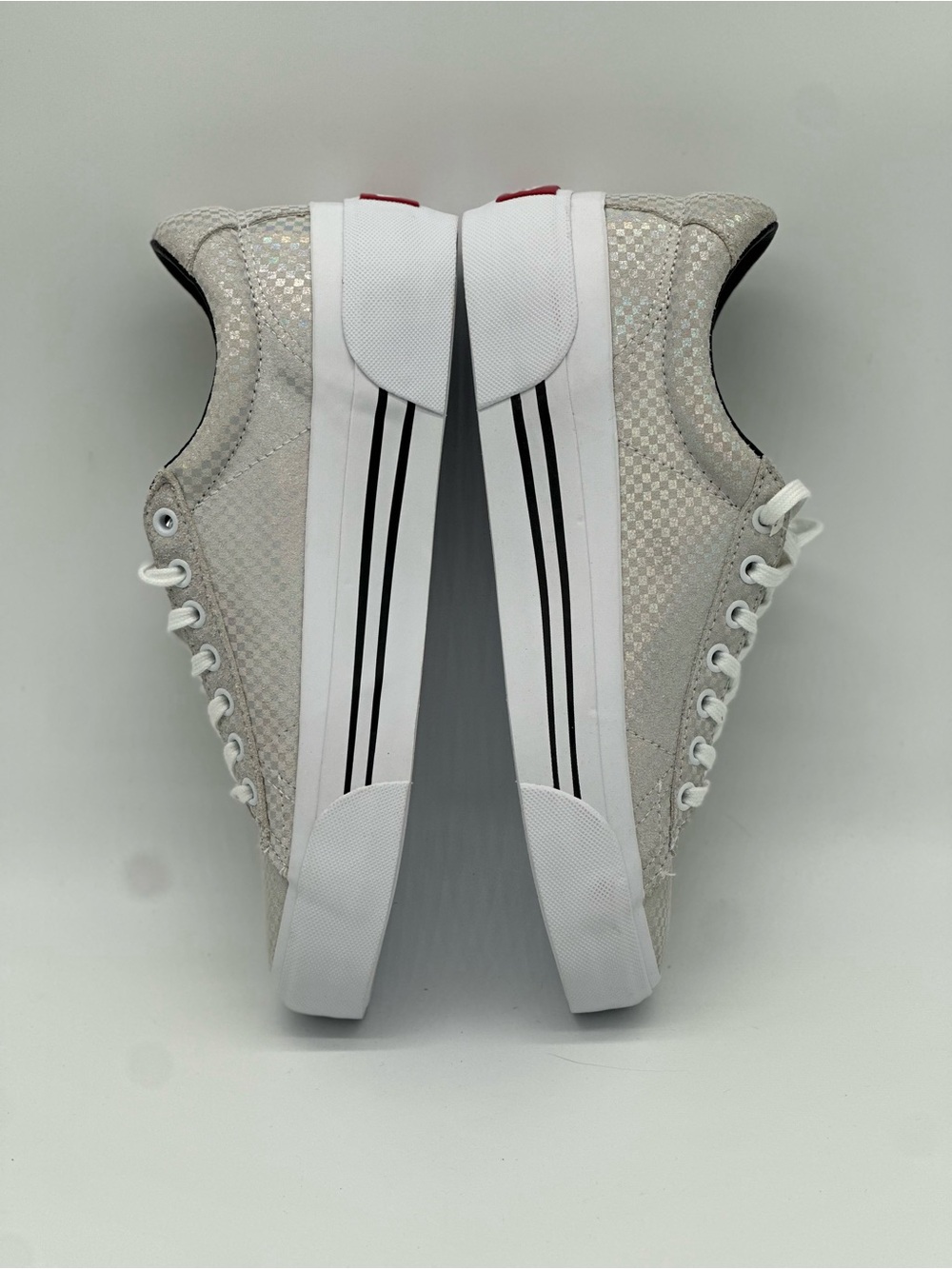 Vans Men’s Low-Top Sneakers in Light Silver and White - Picture 5 of 10